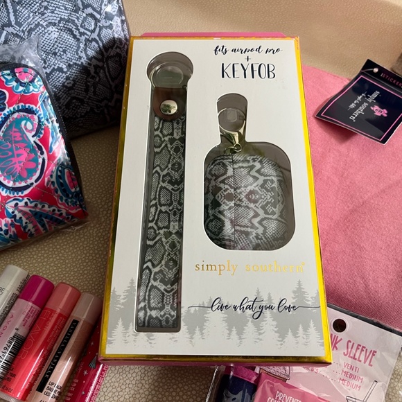 Simply Southern Teacher Appreciation Bundle $200 Value - Picture 3 of 13